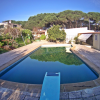 Quintinha V3 Remodelada.  Com 3 box. Em zona calma. A 5 minutos de Sintra